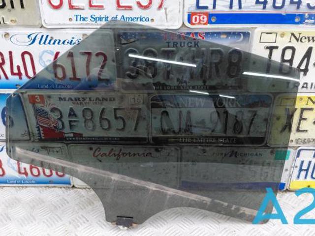 Скло задніх дверей, правих DGH972510 MAZDA