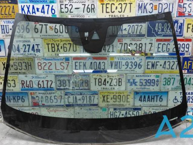 Вікно вітрове DGJ263900 MAZDA