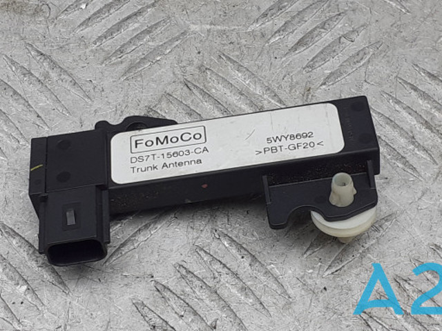 Підсилювач сигналу антени DS7Z19D596A FORD