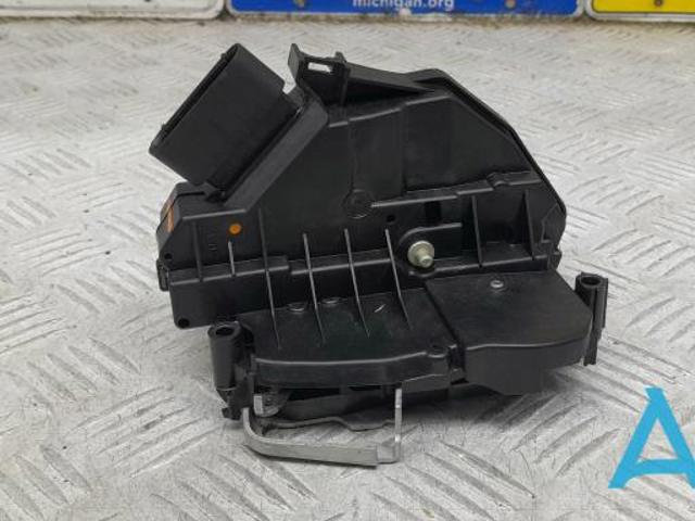 Замок водійських дверей EJ7Z5821813A FORD