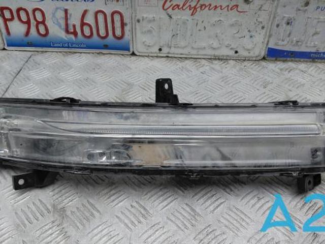 Фара протитуманна, права FA1Z13200C FORD
