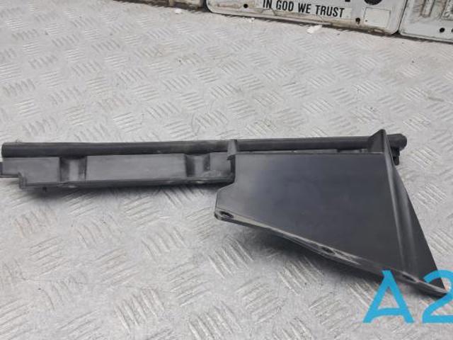 Ущільнювач арки крила FT4Z5802039A FORD