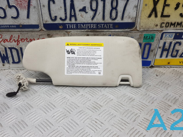 Козирок протисонячний FT4Z5804105DC FORD