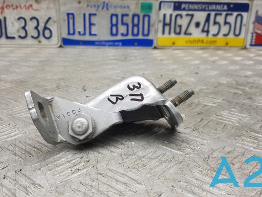 Петля заднтої двері, правої FT4Z5826800B FORD