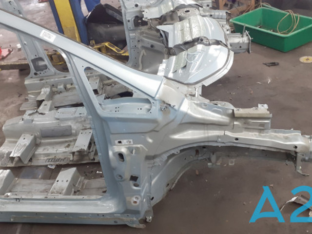 Лонжерон рами передній правий FV6Z16054A FORD