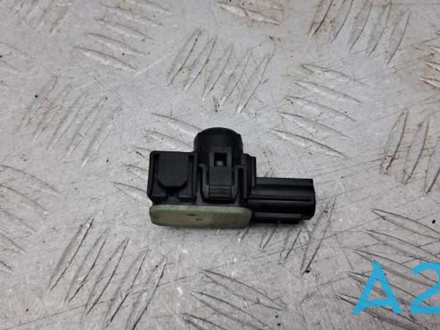 Датчик парктроніка центральний GMC867UC1 MAZDA