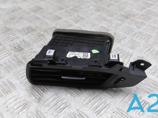 Решітка повітропровода права JX7Z19893AAC FORD