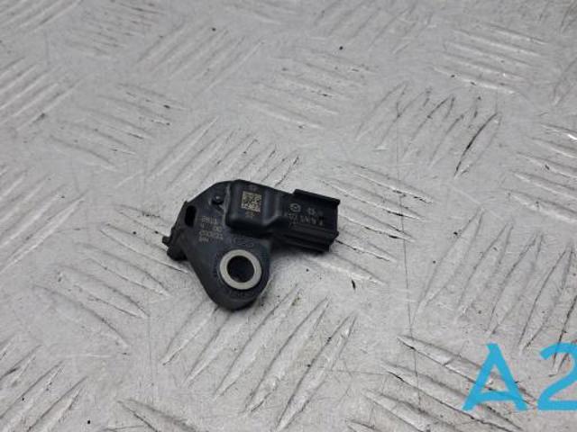 Датчик Ейрбег передній K12357K1XA MAZDA