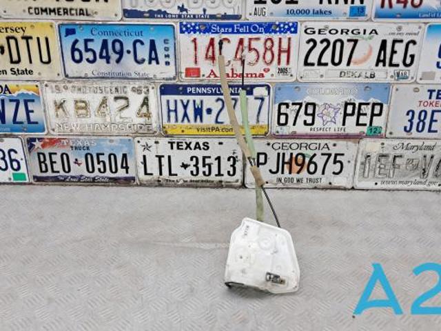 Замок передніх пасажирських дверей KB7W58310 MAZDA