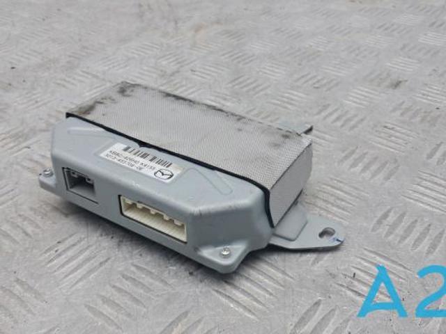 Блок управління відкриття кришки багажника KBG6626H0E MAZDA