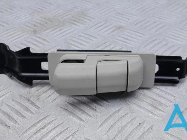 Регулятор висоти ременя безпеки передній лівий KD4557960B75 MAZDA
