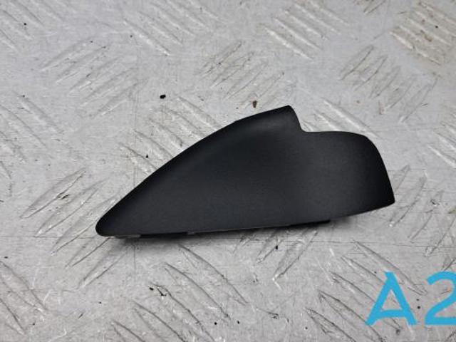 Накладка ручки дверей KD4559334A02 MAZDA