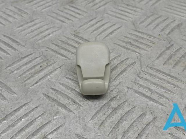 Фіксатор сонцезахисного козирка KD4569261B75 MAZDA
