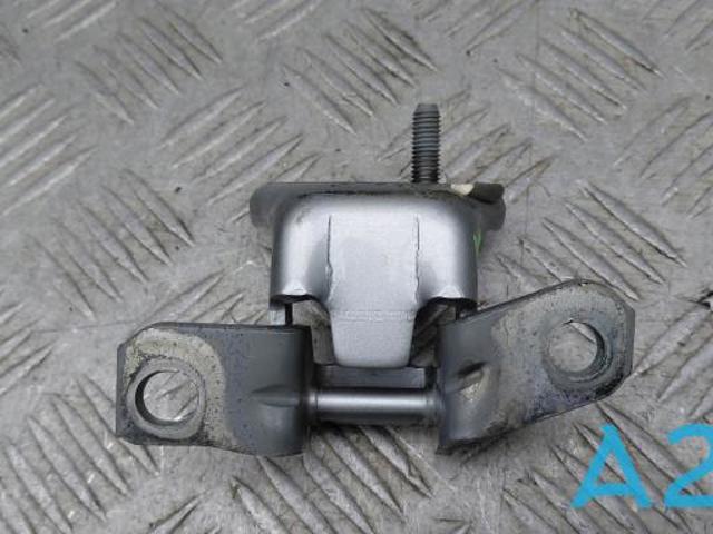 Завіса дверей задніх правих KD5372210A MAZDA