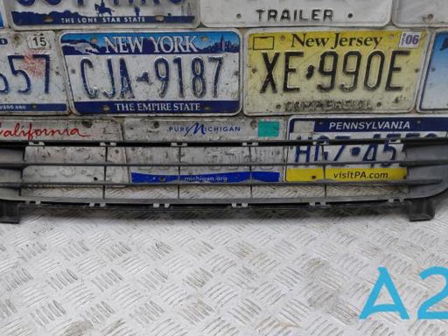 Решітка переднього бампера KT4Z17K945AA FORD