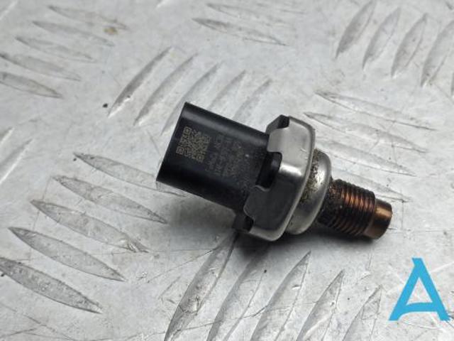 Датчик тиску палива KT4Z9F972A FORD