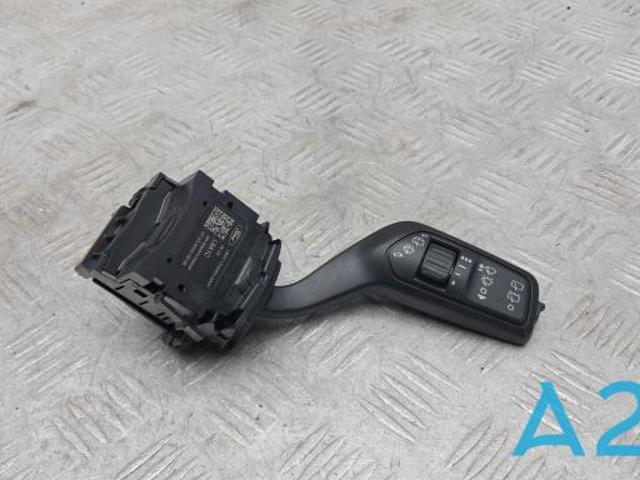 Перемикач підрульовий, правий LB5Z17A553AA FORD