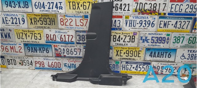 Обшивка стійки кузова внутрішня, середня нижня права LJ6Z7824346AA FORD
