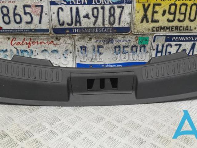 LJ7Z7842624AA Ford