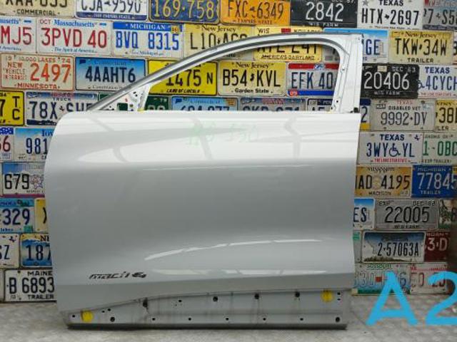 Двері передні, ліві LJ8Z5820125A FORD