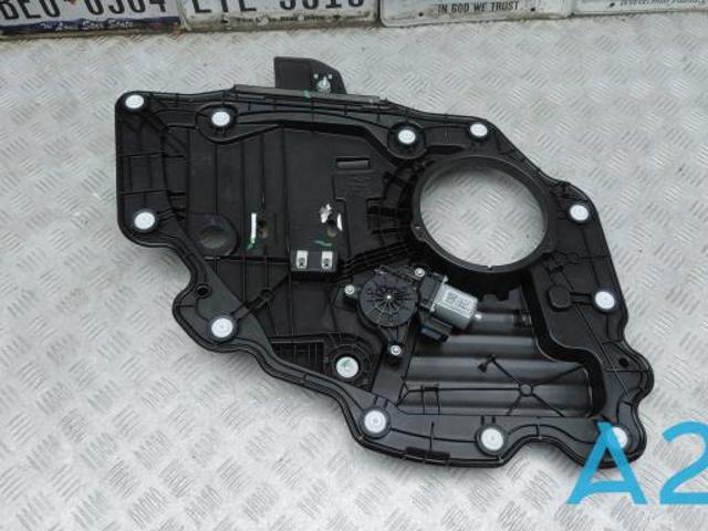 Склопідйомник задніх лівих дверей LJ8Z5827001B FORD