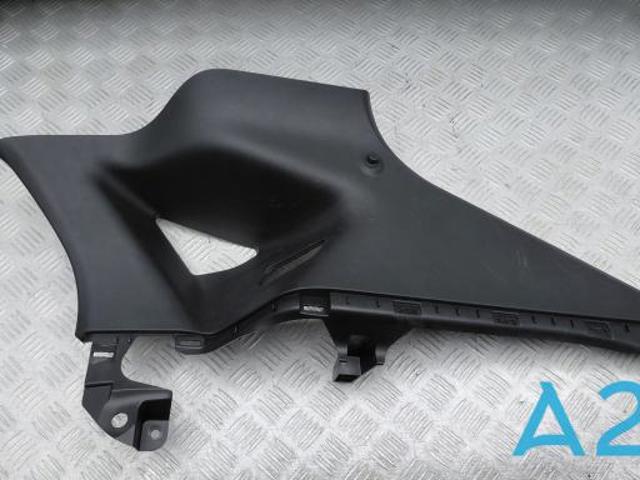 Обшивка стійки кузова внутрішня, задня права LJ8Z5831012AD FORD