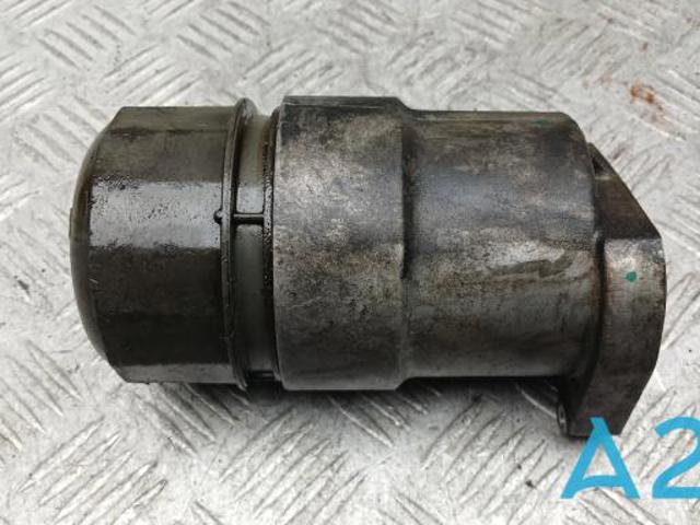Корпус маслофільтра LR010722 LAND ROVER