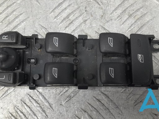 Кнопковий блок керування склопідіймачами передній лівий LR013883 LAND ROVER