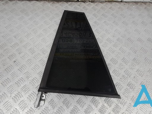 Куточок задніх лівих дверей LR021081 LAND ROVER
