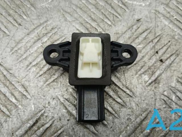 Датчик Айрбег передній LR043878 LAND ROVER