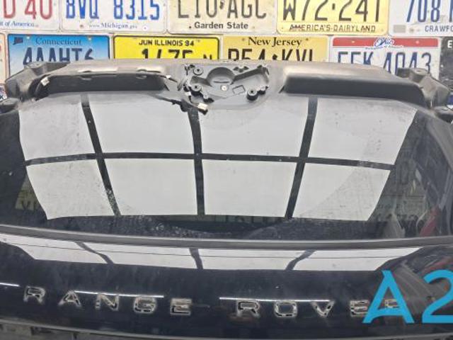 Скло двері задка LR049348 LAND ROVER