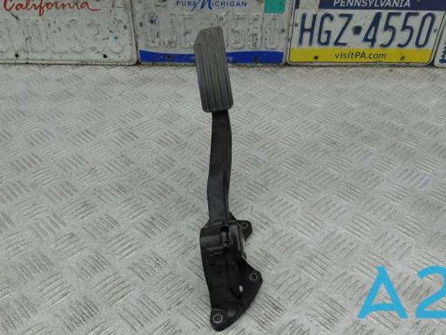 Педаль газу (акселератора) LR061002 LAND ROVER