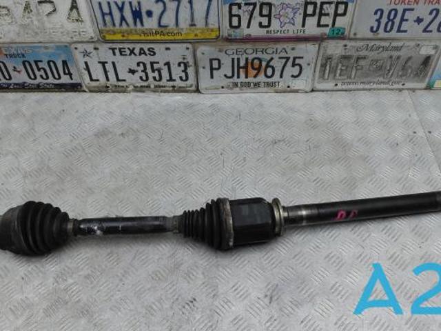 Привід передній правий LR064635 LAND ROVER