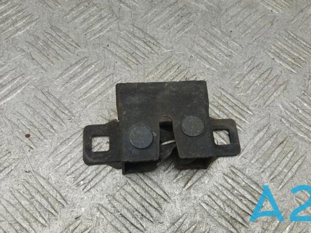 Запор капота (замок і привід замка капота) LR065339 LAND ROVER