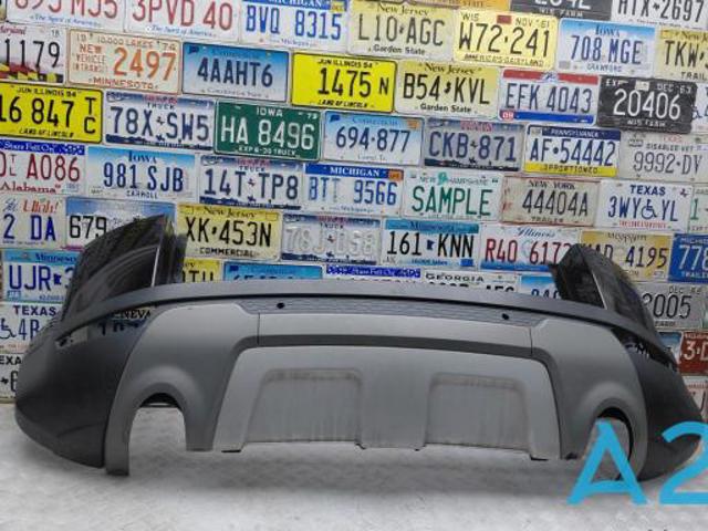 Бампер задній LR074961 LAND ROVER