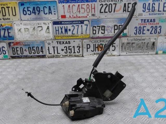 Замок задньої дверї, правої LR078745 LAND ROVER