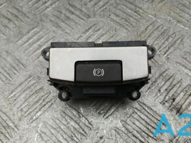 Кнопка електромеханічного гальма стоянки LR083888 LAND ROVER