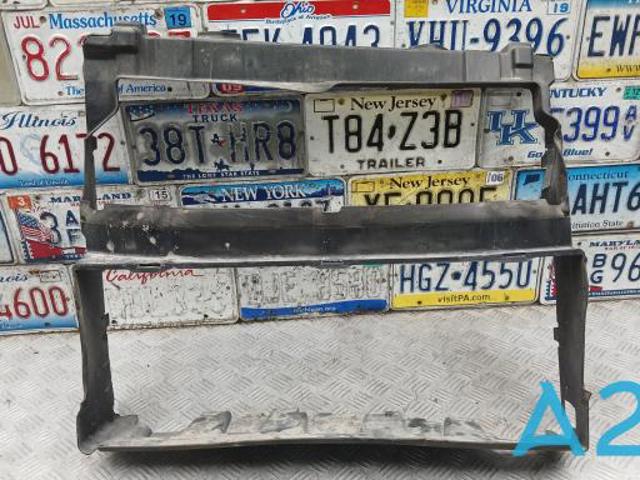 повітропровід радіатора LR084885 LAND ROVER