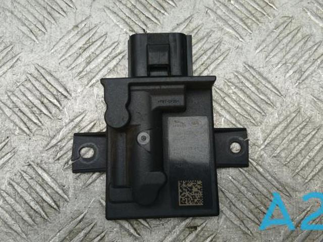 Модуль управління (ЕБУ) паливного насоса LR086374 LAND ROVER