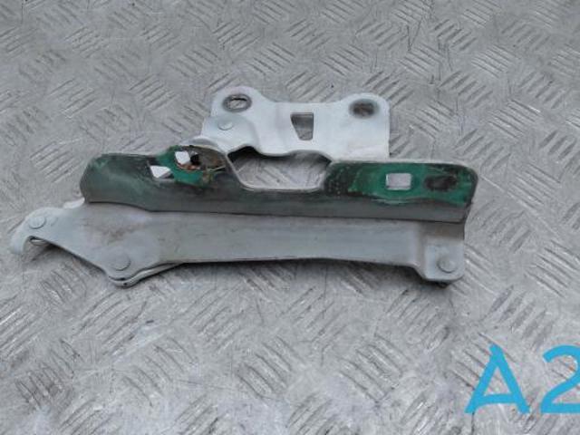 Петля капота, ліва LR088985 LAND ROVER