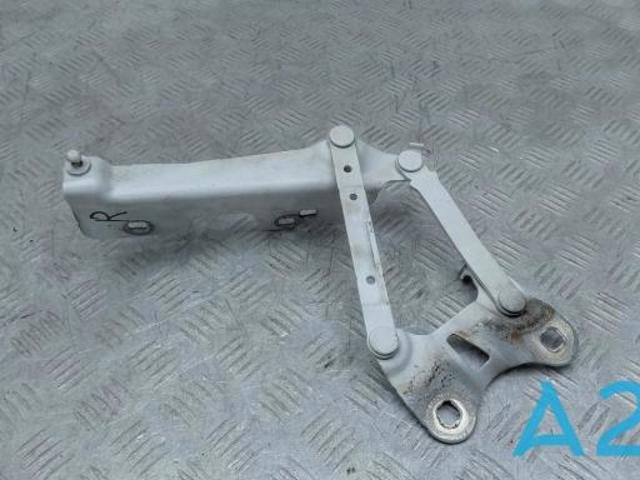 Завіса капота права LR088986 LAND ROVER