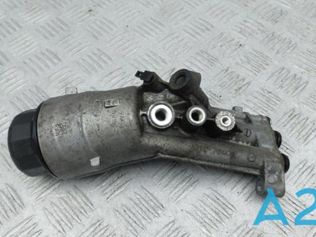 Корпус масляного фільтра LR097159 LAND ROVER