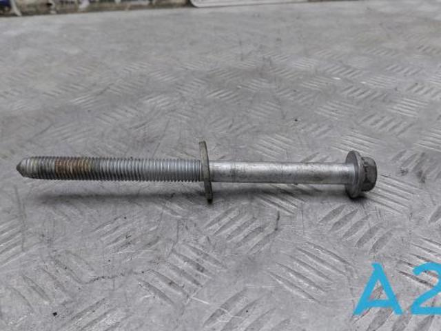 Болт переднього важеля, нижнього LR097372 LAND ROVER