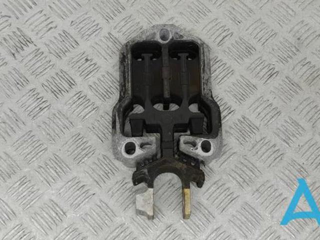 Подушка КПП LX6Z6068B FORD