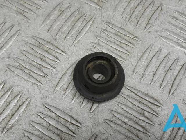 Подушка кріплення радіатора верхня MR597328 MITSUBISHI