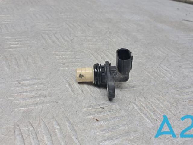 Датчик управління двигуном PE0118221 MAZDA