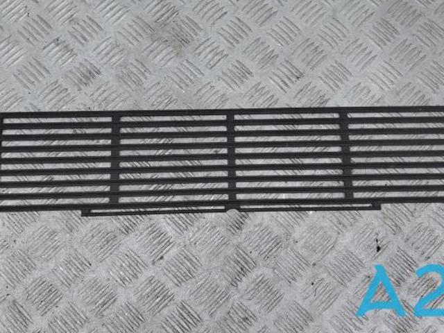 Повітроводи системи охолодження двигуна PY8W13551 MAZDA