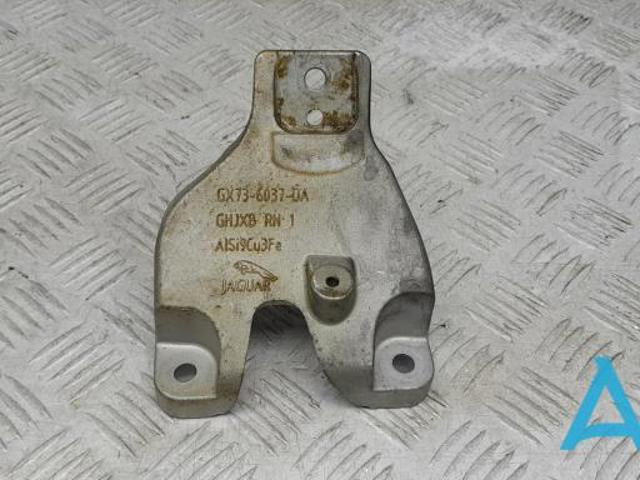 Кронштейн подушки (опори) двигуна, правої T2H2103 JAGUAR