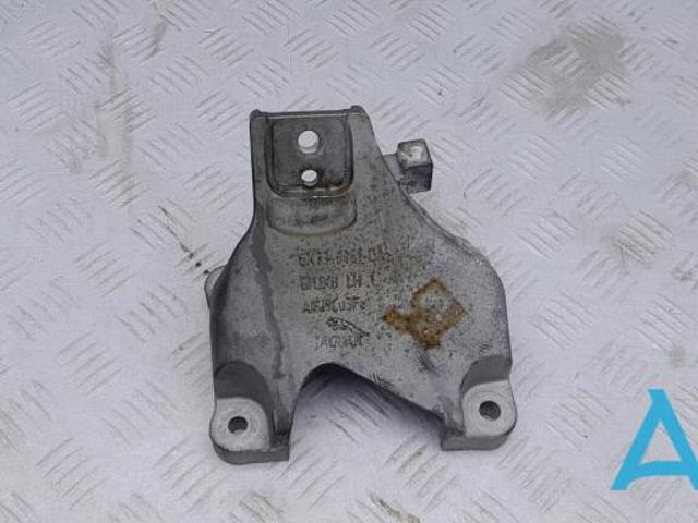 Кронштейн подушки (опори) двигуна, лівої T2H2107 JAGUAR