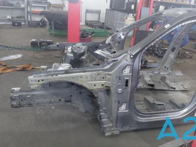 Чверть передня ліва T4A2970 JAGUAR